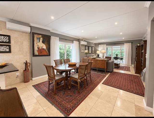 3 BEDROOM TOWNHOUSE FOR SALE IN MIDSTREAM ESTATE